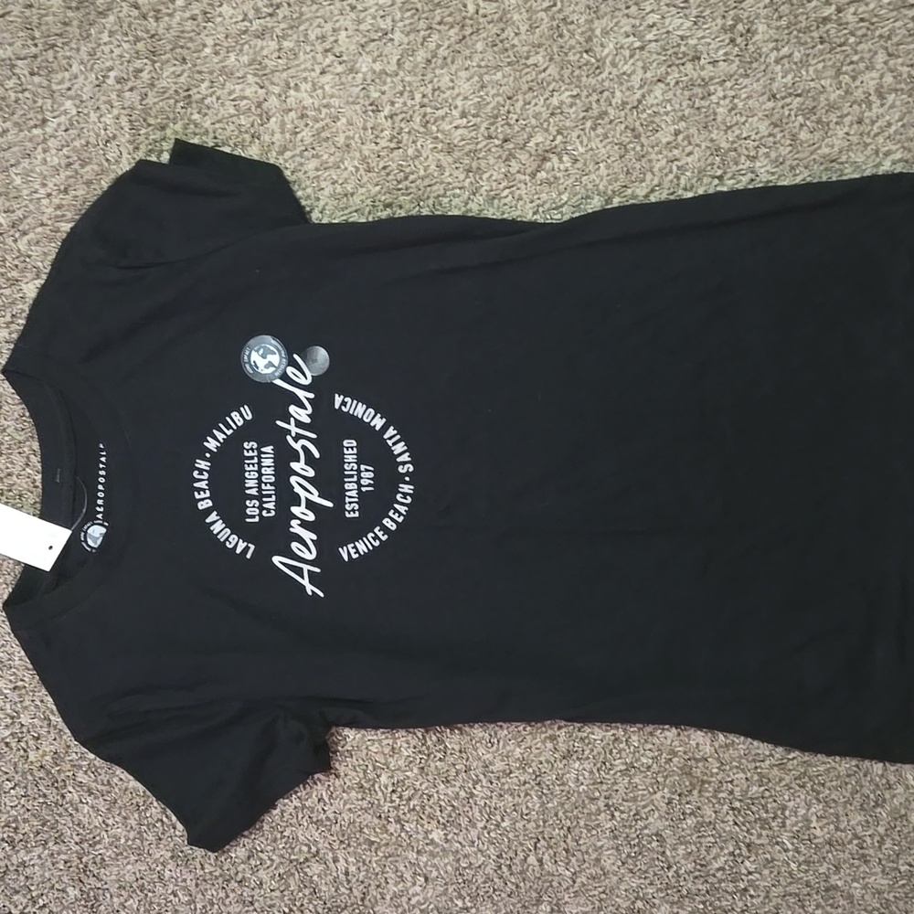 Aeropostale 2 Graphic Tees NWT